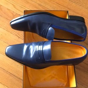 Stylish loafers made in Portugal.